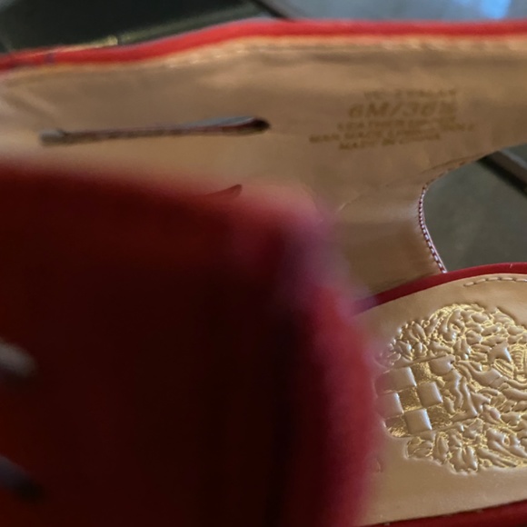 Vince Camuto - Picture 6 of 14